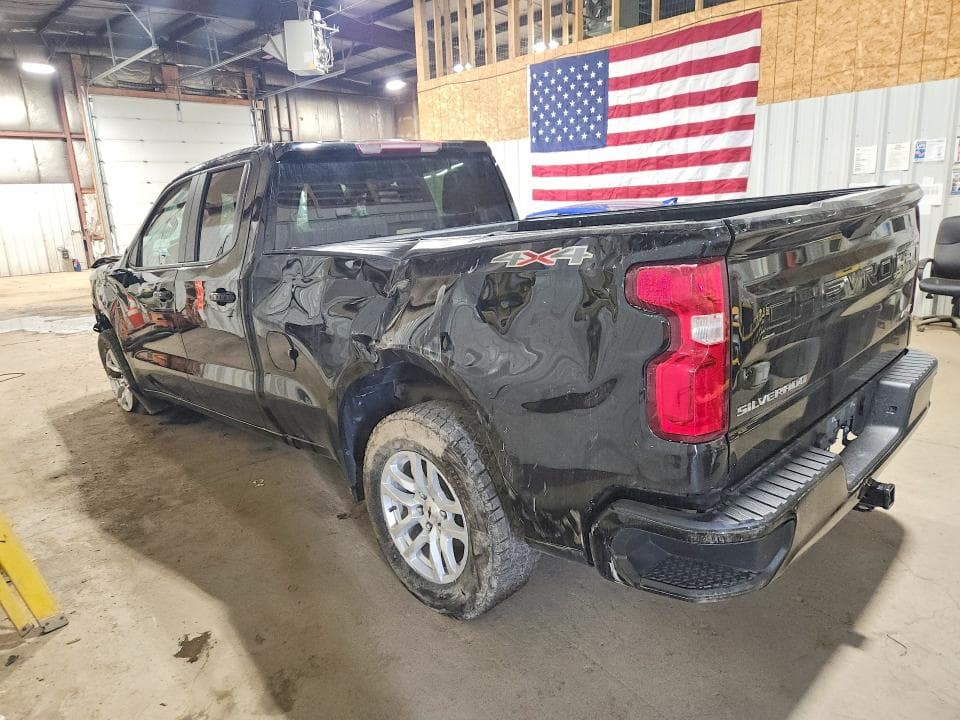 2020 CHEVROLET SILVERADO K1500 RST 2
