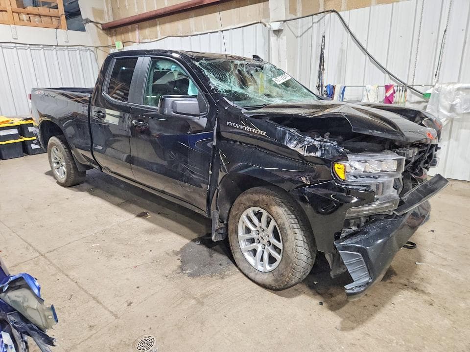 2020 CHEVROLET SILVERADO K1500 RST 4