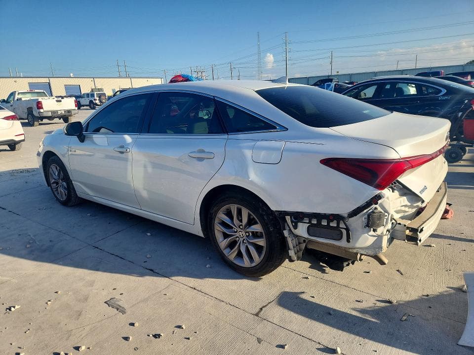 2021 TOYOTA AVALON XLE XLE 2