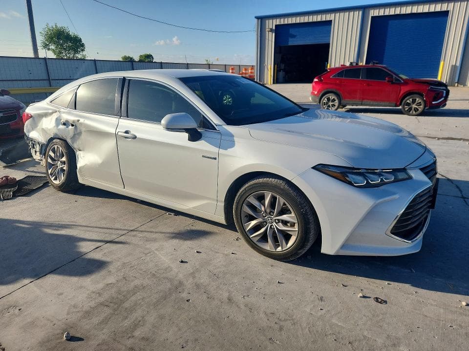 2021 TOYOTA AVALON XLE XLE 4