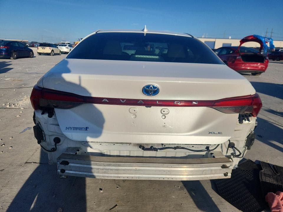 2021 TOYOTA AVALON XLE XLE 6