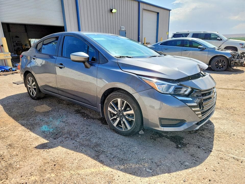 2024 NISSAN VERSA SV SV 4