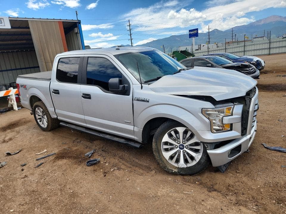2017 FORD F150 SUPERCREW 4