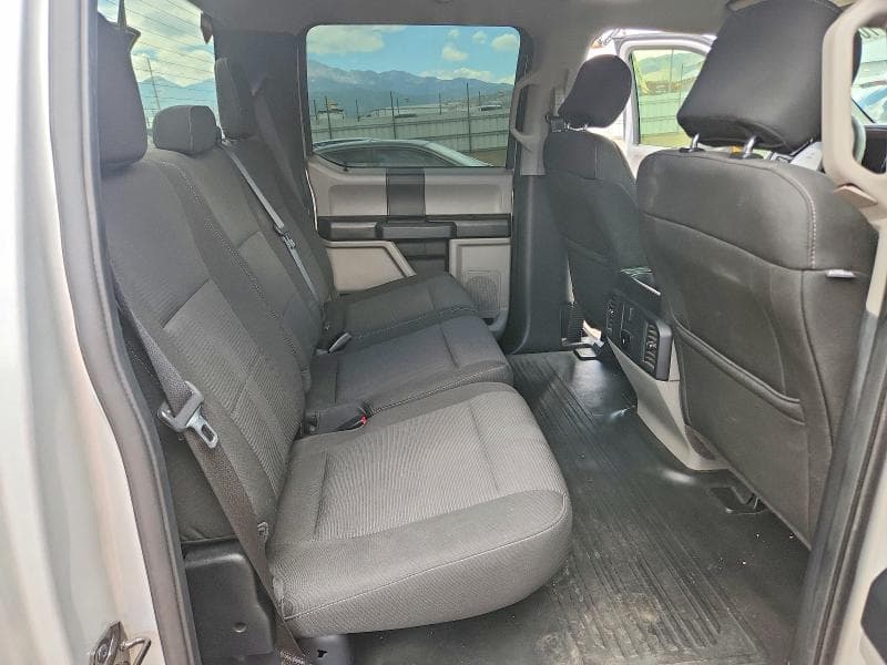 2017 FORD F150 SUPERCREW 10
