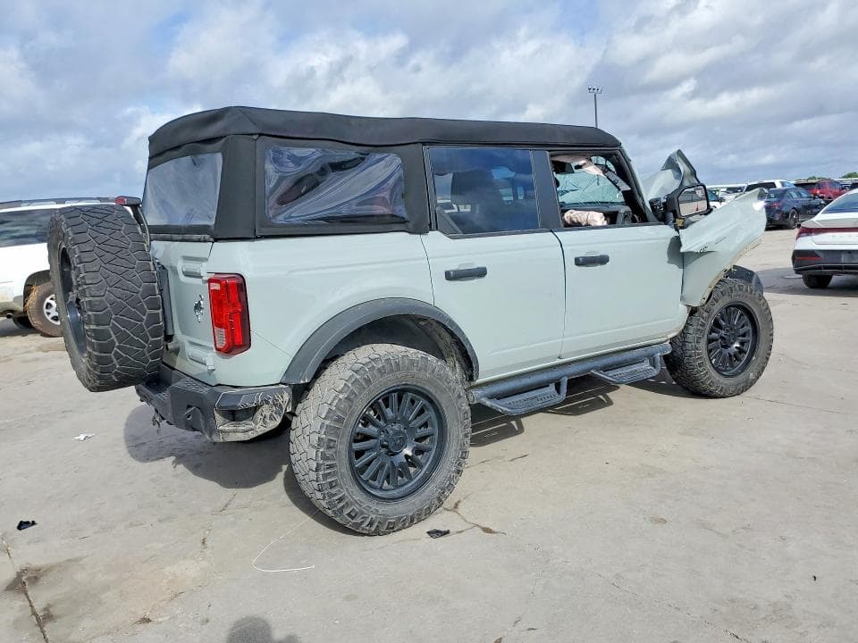 2022 FORD BRONCO BASE 3
