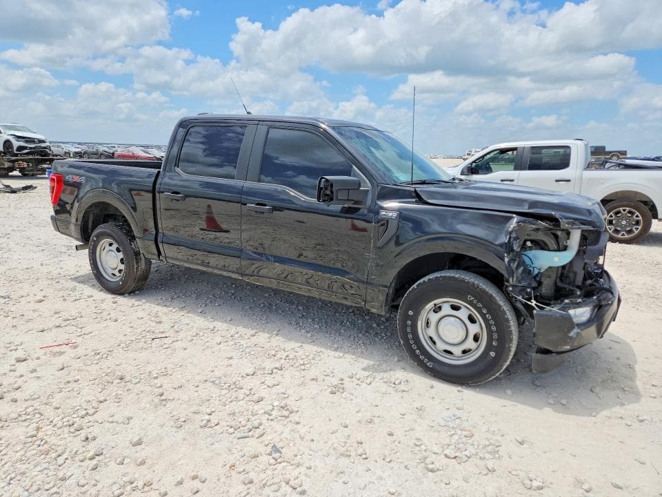 2022 FORD F150 4WD3.3L V6 FFV CREW CAB SUPER CAB 4