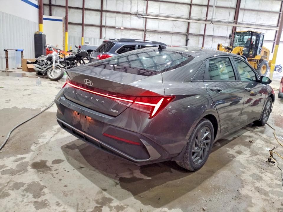 2024 HYUNDAI ELANTRA BLUE BLUE 3