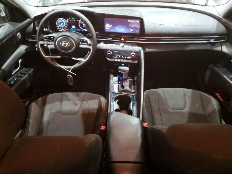 2024 HYUNDAI ELANTRA BLUE BLUE 8