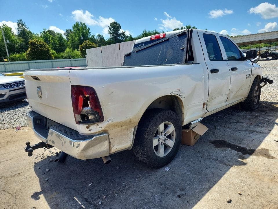 2017 RAM 1500 ST 3