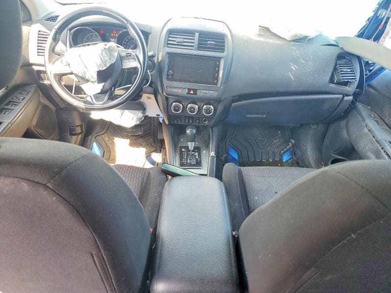 2019 MITSUBISHI RVR SE 8