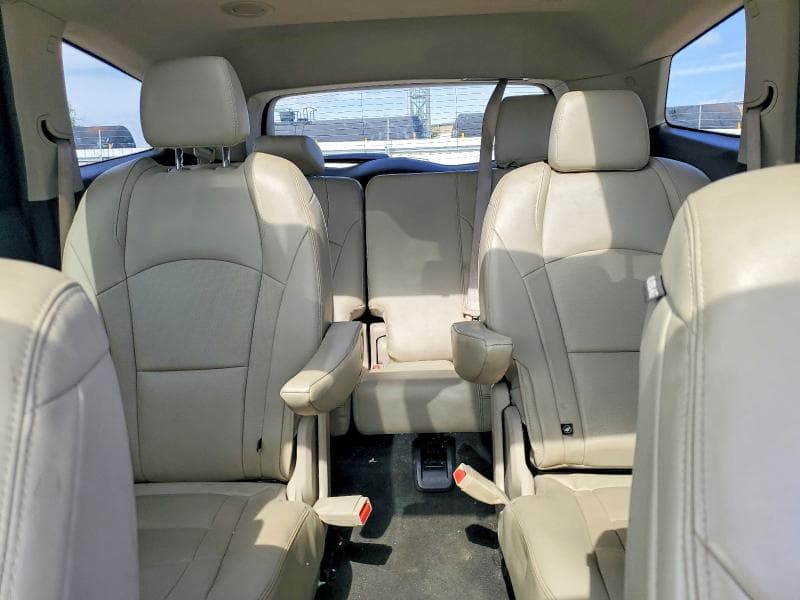 2019 BUICK ENCLAVE ESSENCE 10