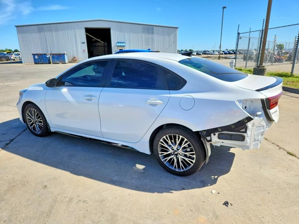2024 KIA FORTE GT LINE 2