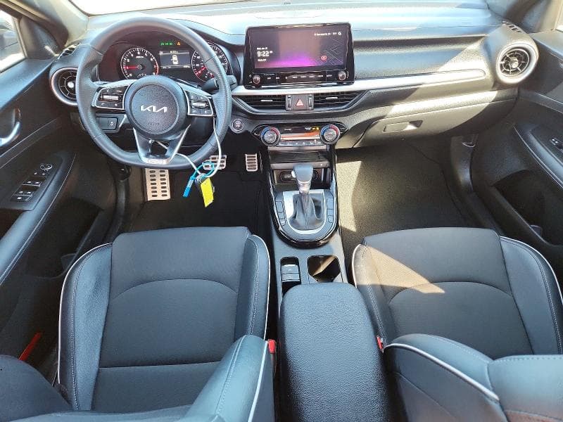2024 KIA FORTE GT LINE 8