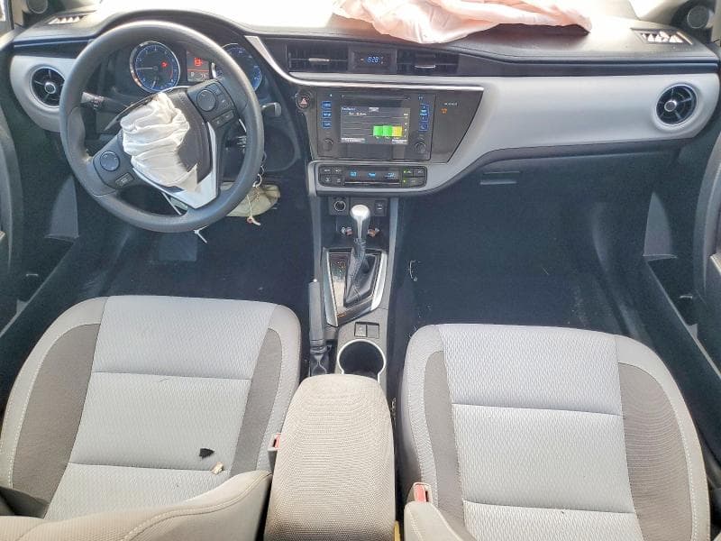 2017 TOYOTA COROLLA LE LE 8