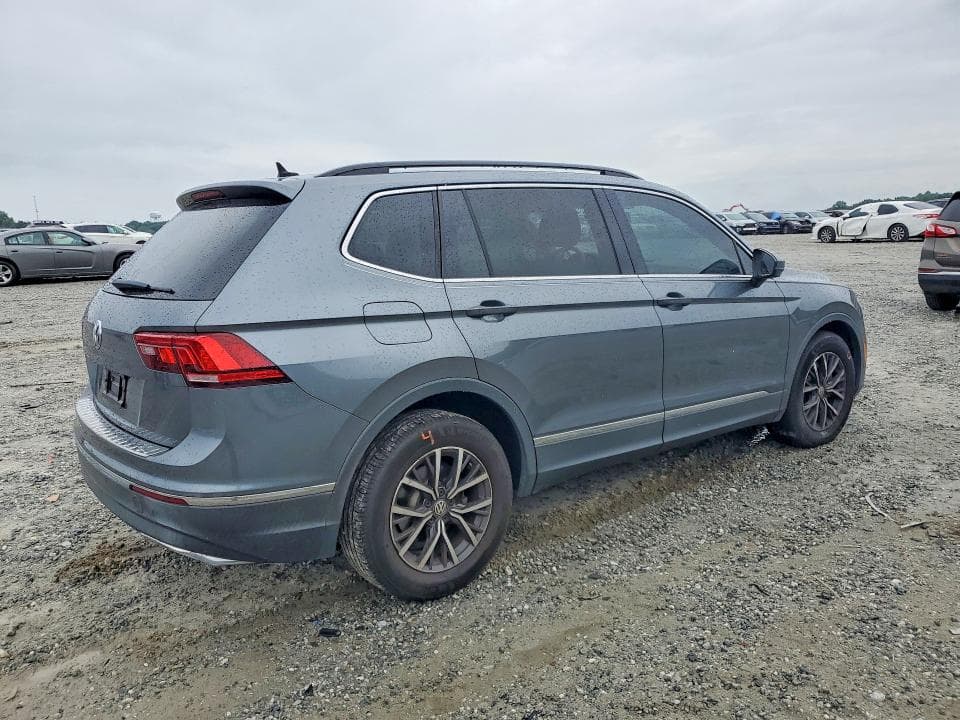 2020 VOLKSWAGEN TIGUAN SE 3