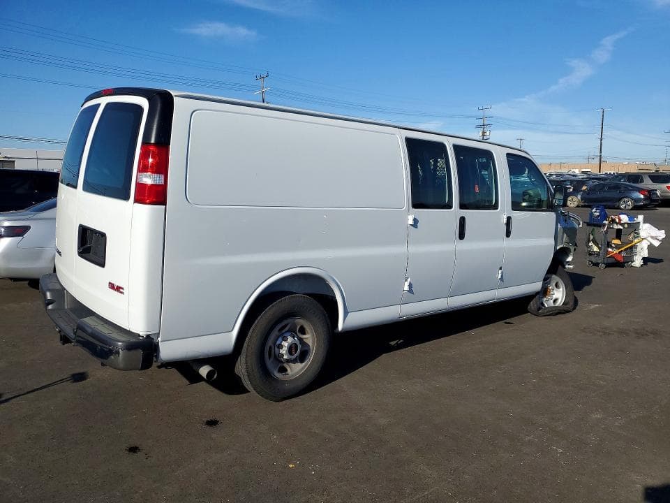 2025 GMC SAVANA G3500 CARGO G3500 PARATRANSIT 4
