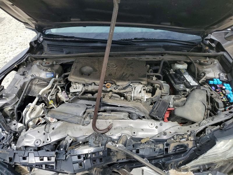 2019 TOYOTA CAMRY XSE 11