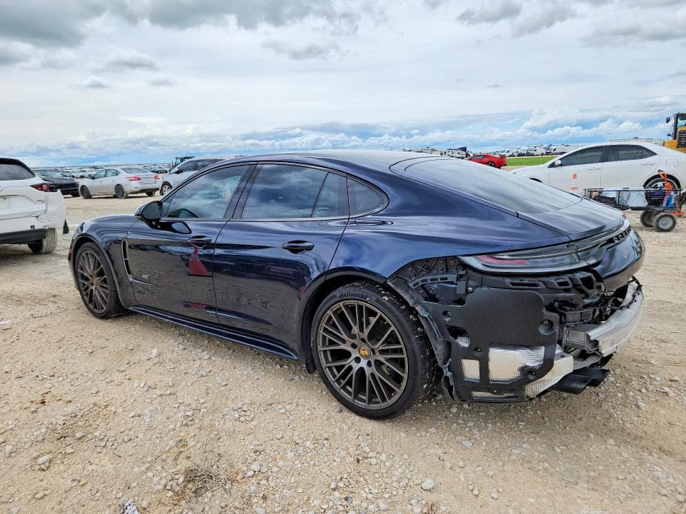 2022 PORSCHE PANAMERA BASE 2