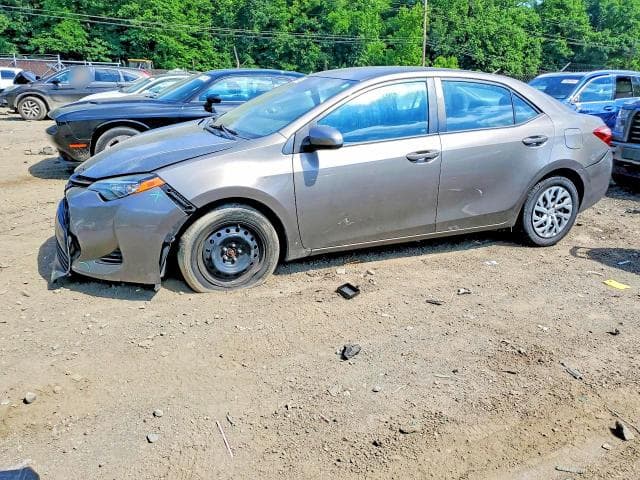 2017 TOYOTA COROLLA LE - 1
