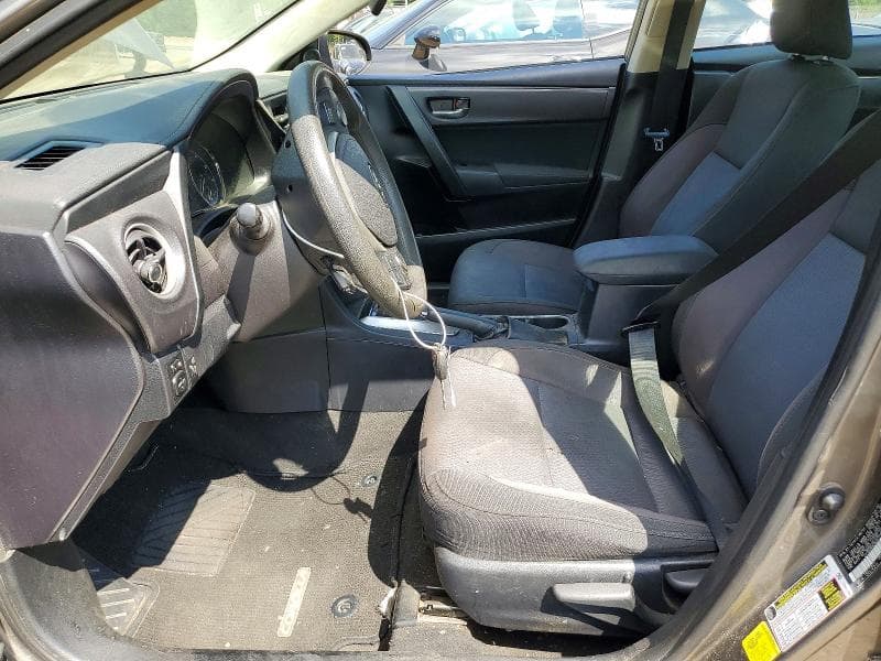 2017 TOYOTA COROLLA LE 7