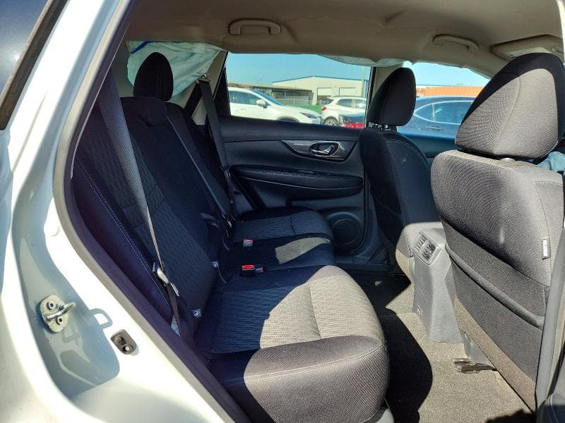2019 NISSAN ROGUE S 11