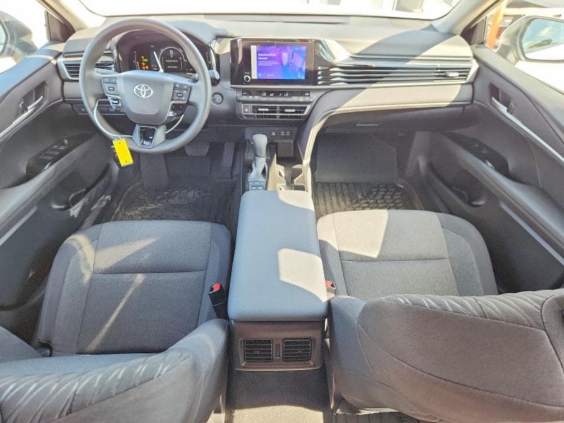 2025 TOYOTA CAMRY LE LE 8