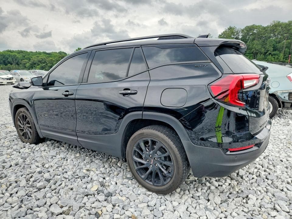 2023 GMC TERRAIN SLT 2