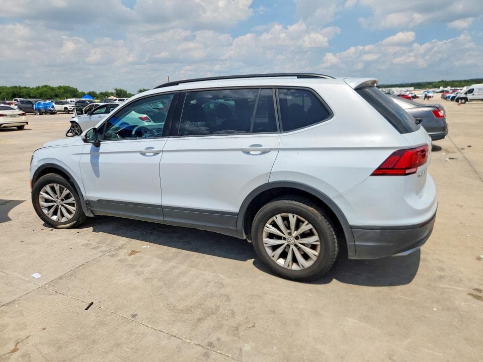 2018 VOLKSWAGEN TIGUAN S 2