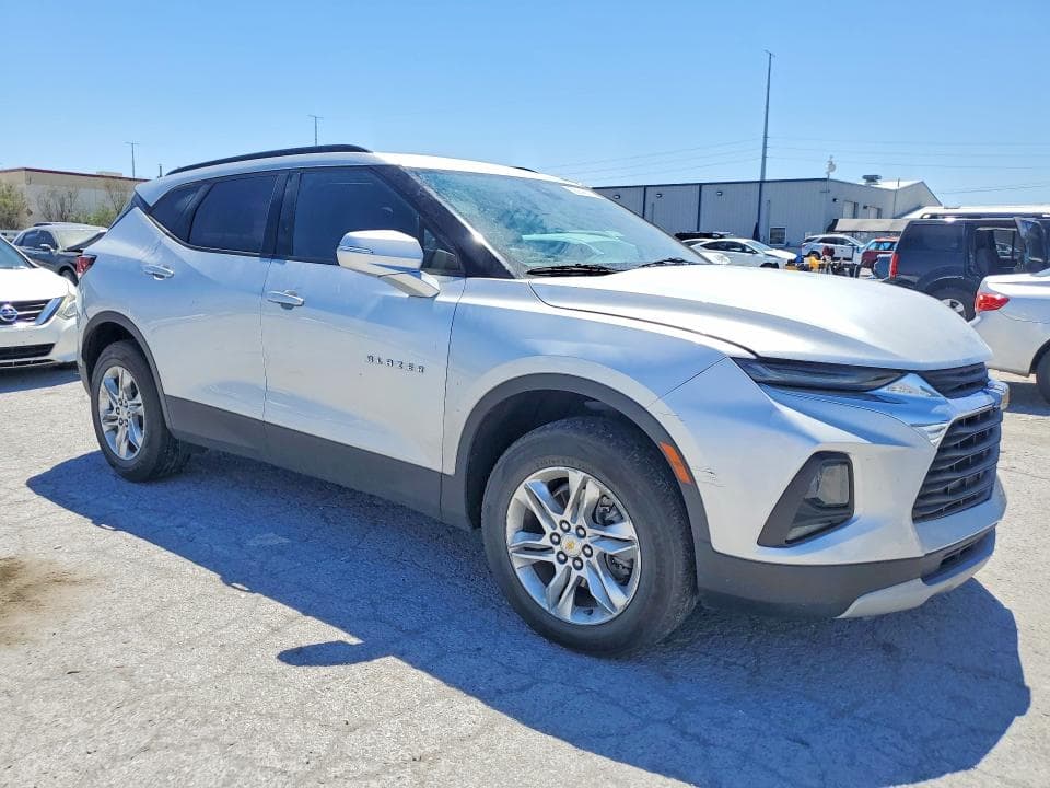 2021 CHEVROLET BLAZER 2LT 4