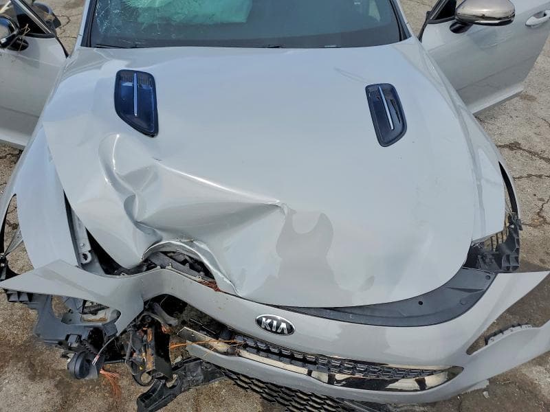 2019 KIA STINGER GT 11