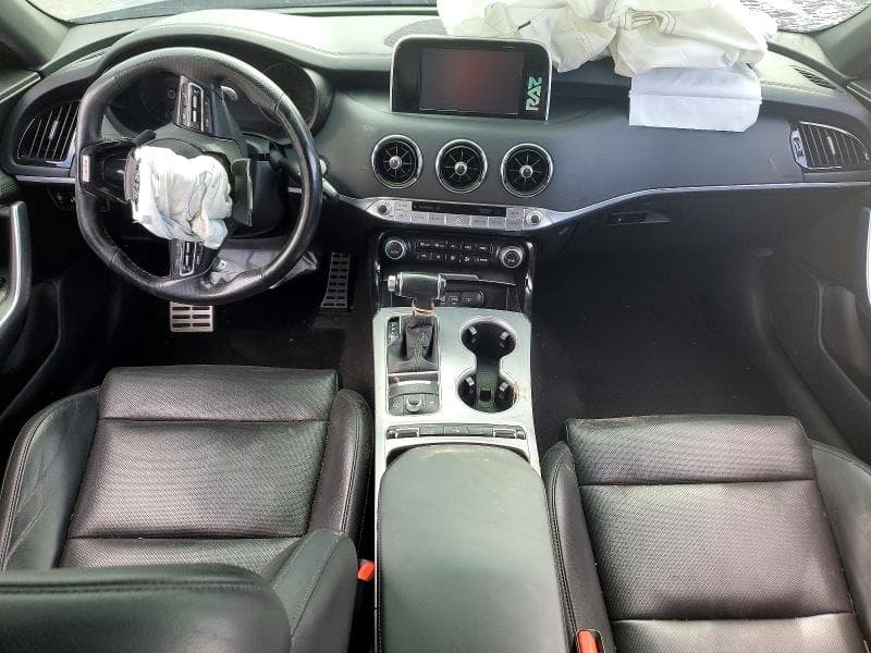 2019 KIA STINGER GT 8