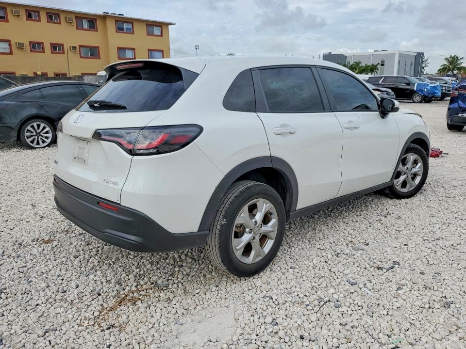 2024 HONDA HR-V LX 3