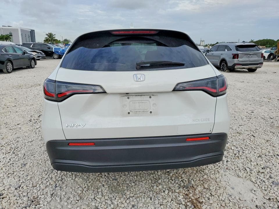 2024 HONDA HR-V LX 6