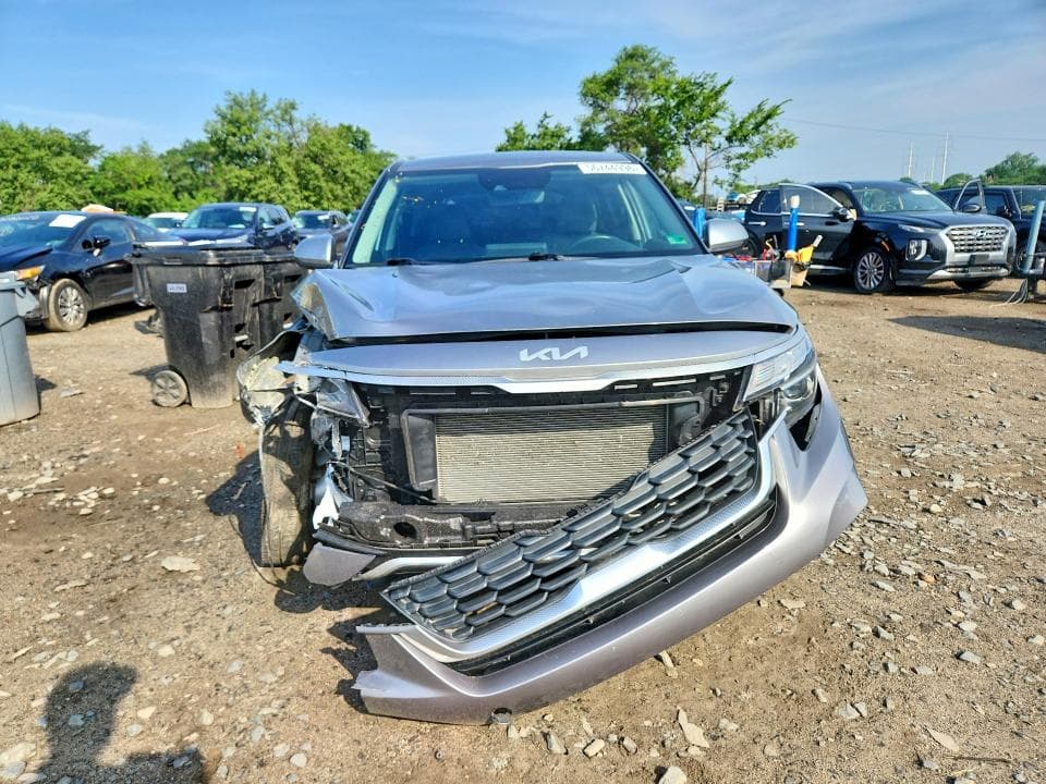 2023 KIA SELTOS LX LX 5