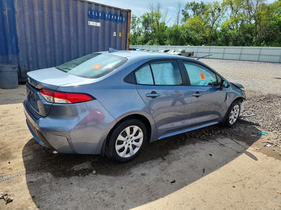 2022 TOYOTA COROLLA LE LE 3