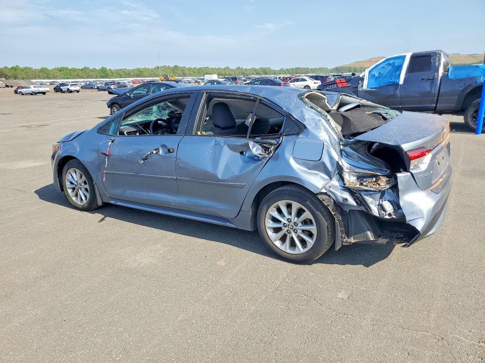 2022 TOYOTA COROLLA LE 2