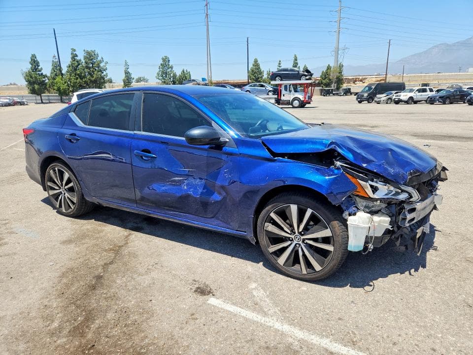 2020 NISSAN ALTIMA SR 4