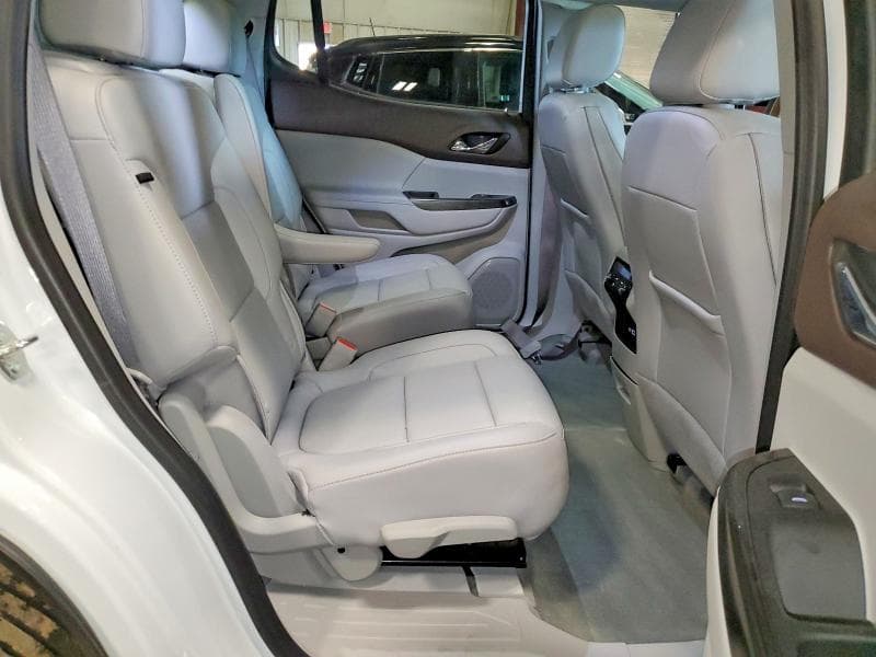 2023 GMC ACADIA SLT 11