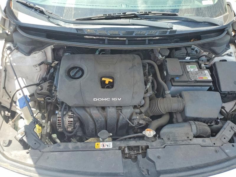 2017 KIA FORTE S 11