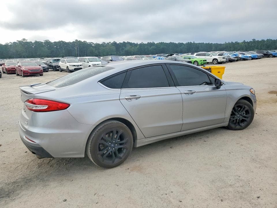 2020 FORD FUSION SE 3