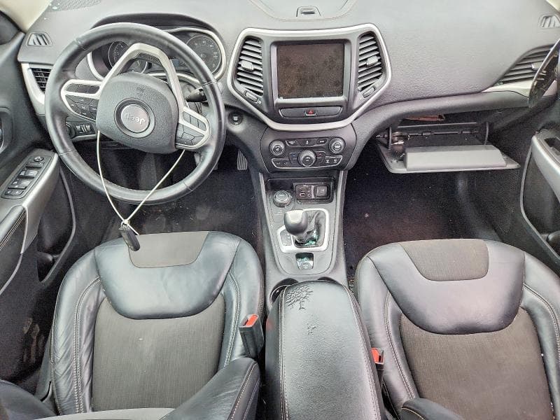 2018 JEEP CHEROKEE LATITUDE PLUS 8