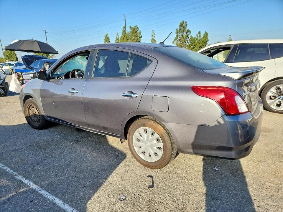 2018 NISSAN VERSA SV SV 2