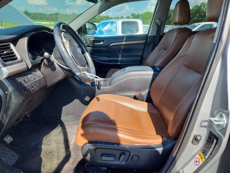 2017 TOYOTA HIGHLANDER LIMITED 7