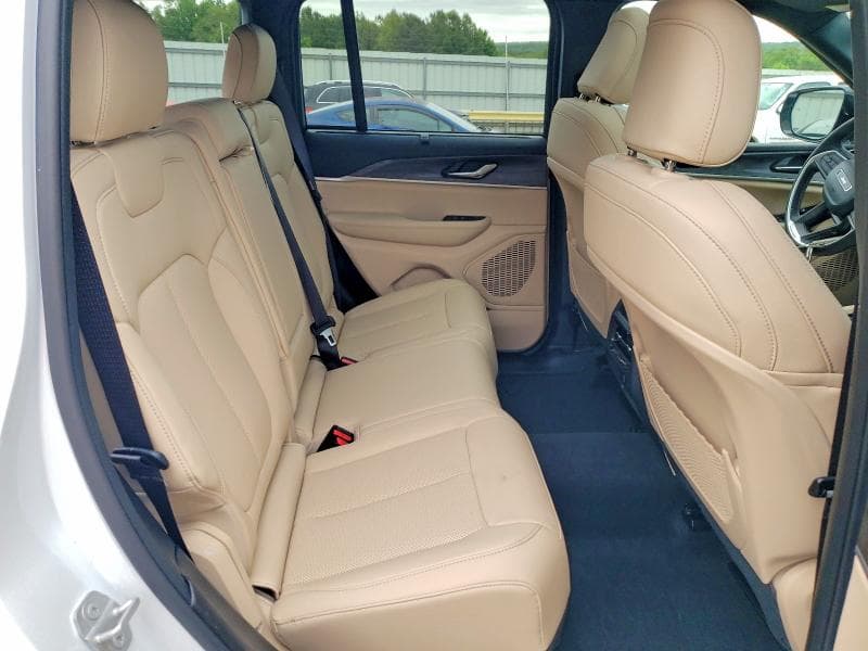 2025 JEEP GRAND CHEROKEE LIMITED LIMITED 12