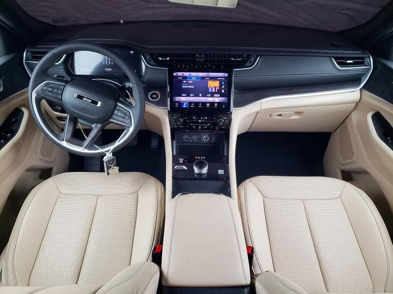 2025 JEEP GRAND CHEROKEE LIMITED LIMITED 9