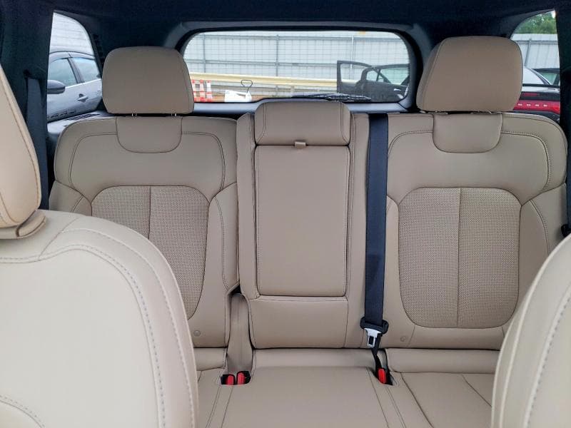 2025 JEEP GRAND CHEROKEE LIMITED LIMITED 11