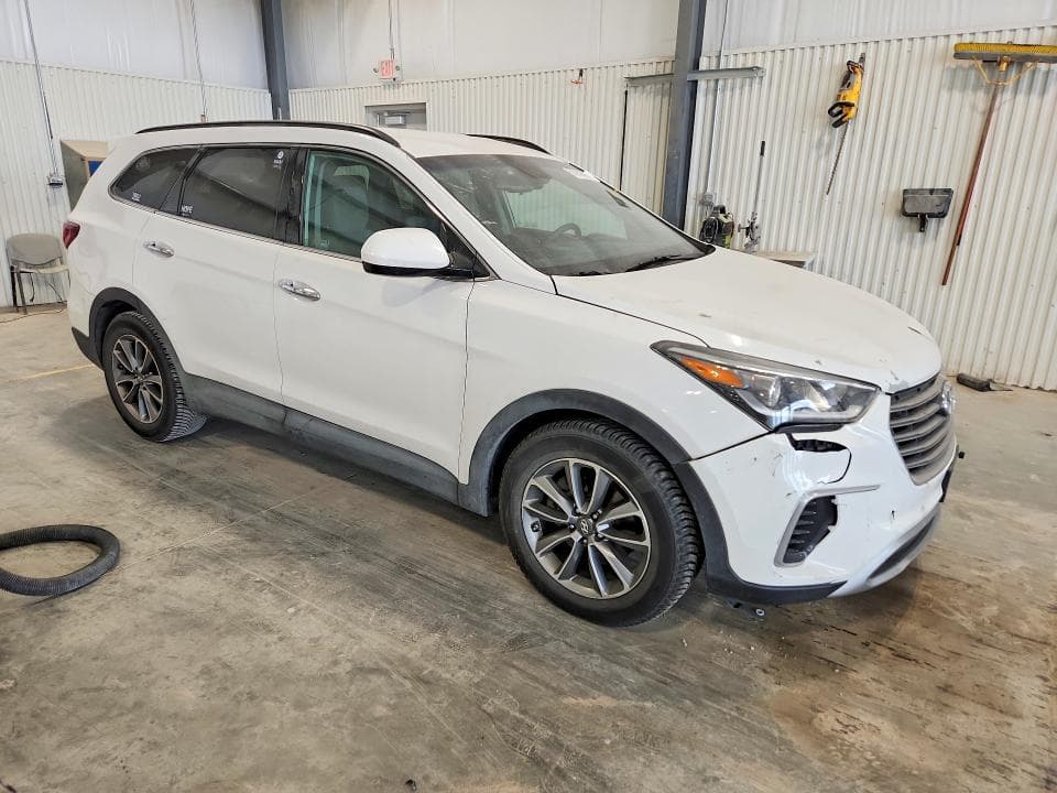 2017 HYUNDAI SANTA FE SE SE 4