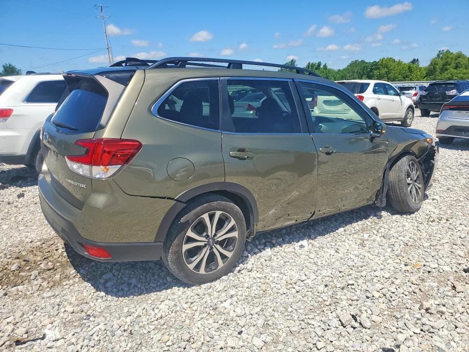 2024 SUBARU FORESTER LIMITED 3