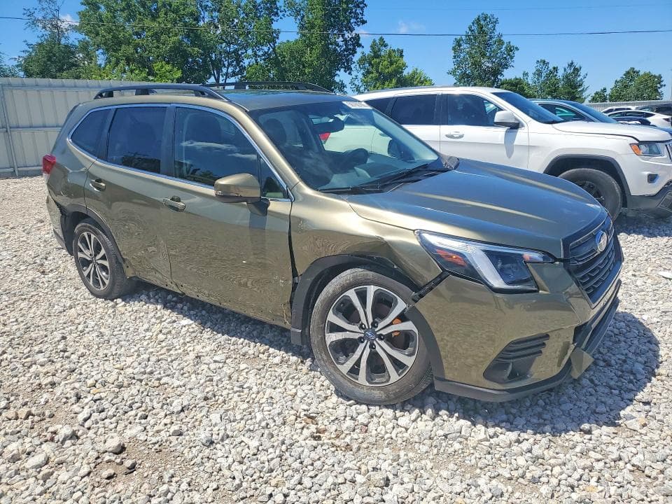 2024 SUBARU FORESTER LIMITED 4