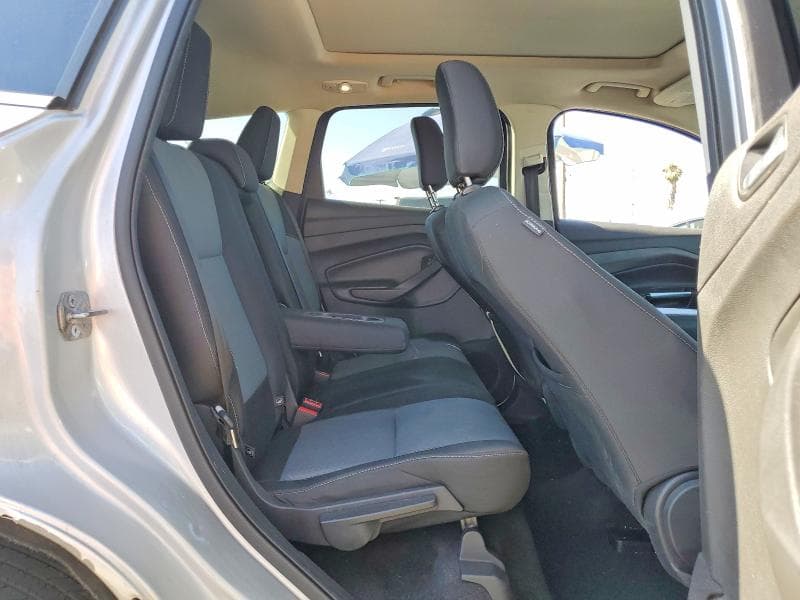 2018 FORD ESCAPE SE SE 11